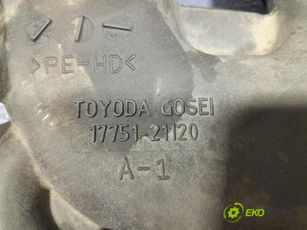 Toyota Prius 2007 rúrka Vzduch: GF491-02670