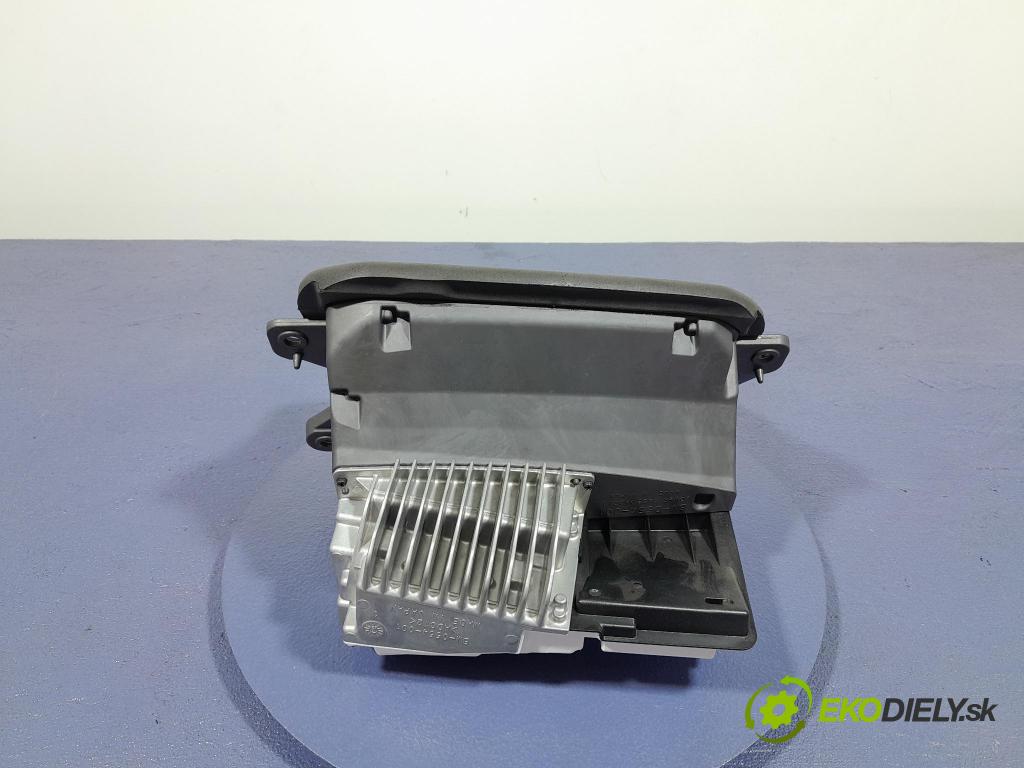 Bmw M5 2019 displej Radio / GPS 9378011