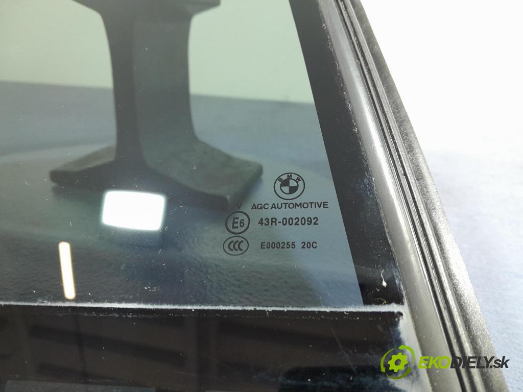 Bmw M5 2019 sklo dvere zad Prava: 7387456