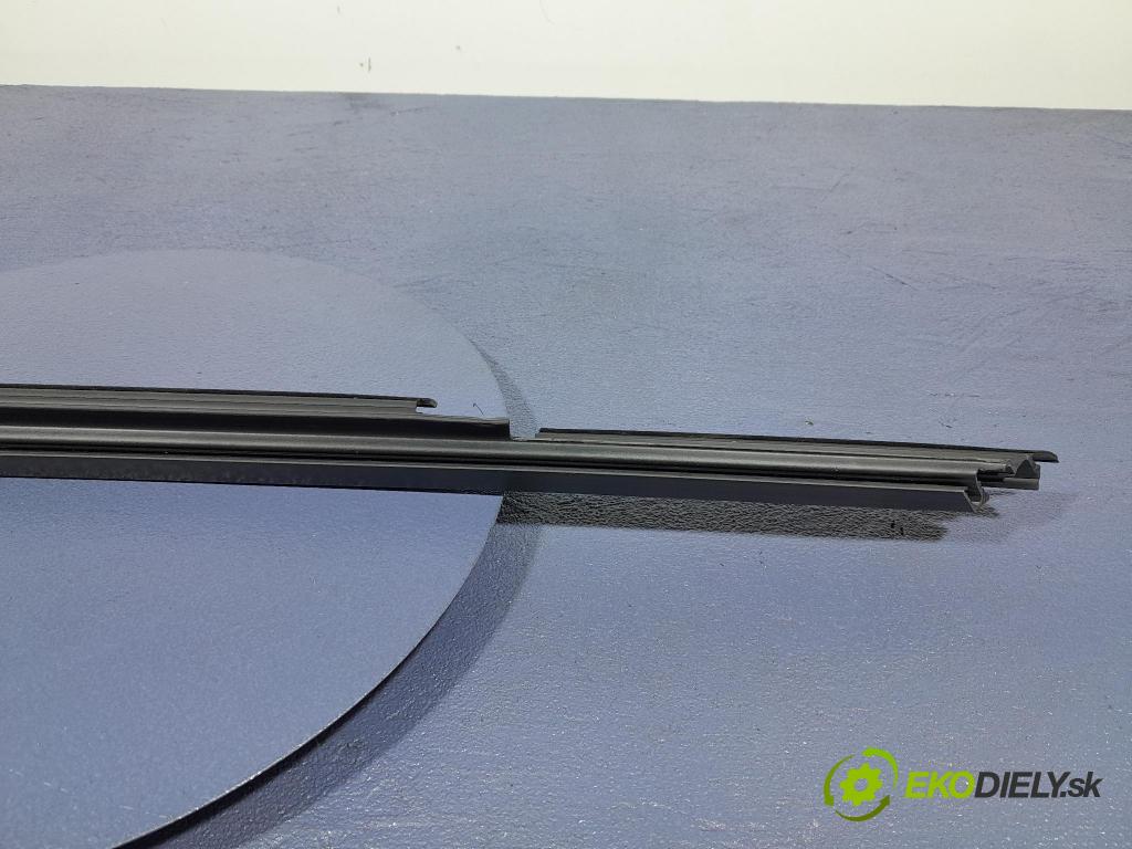 Bmw M5 2019 Těsnění: dvere 7336983