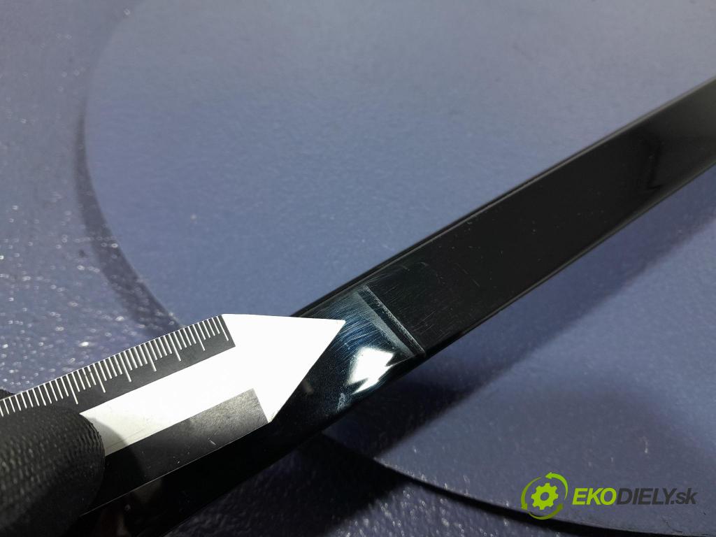 Bmw M5 2019 lišta Dekoratívne: 7390141