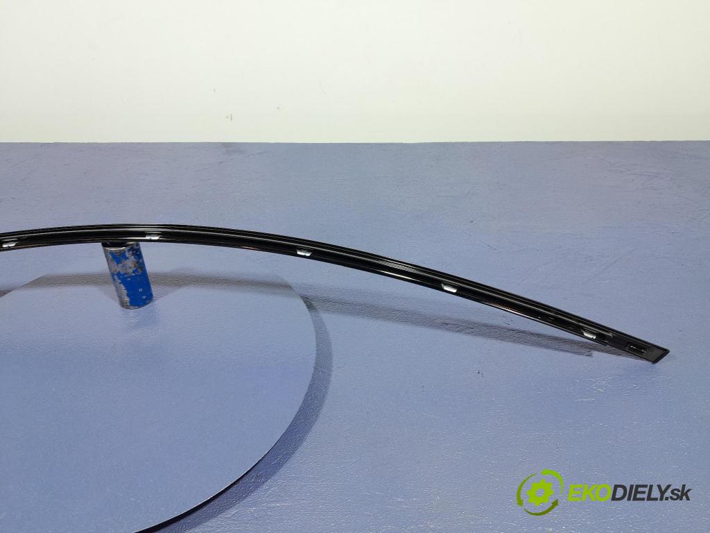 Bmw M5 2019 lišta Dekoratívne: 7390114