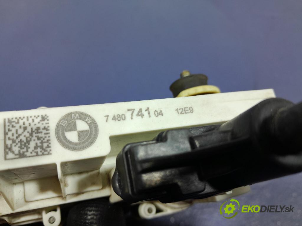 Bmw M5 2019 zámek dveře Zad: Levý: 7480741