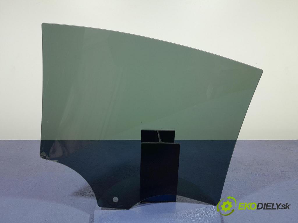 Bmw M5 2019 sklo dveře Zad: levé 7455083