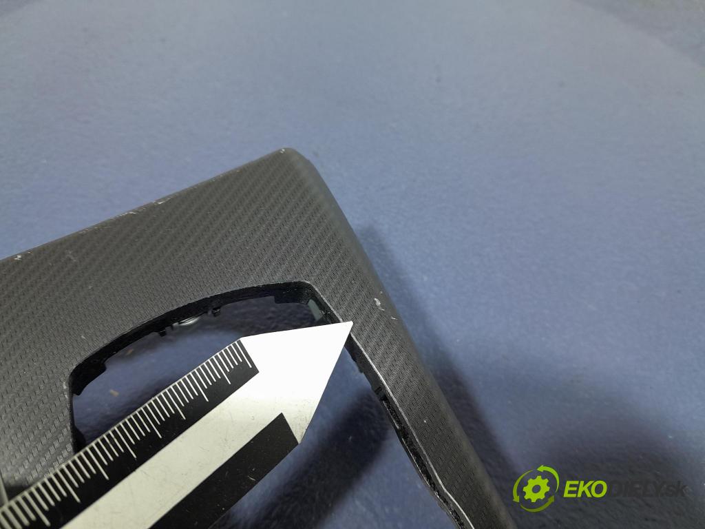 Bmw M5 2019 lišta Dekoratívní: Uvnitř 8070608