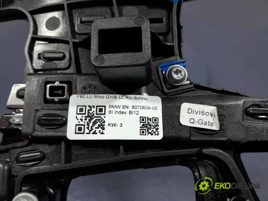 Bmw M5 2019 lišta Dekoratívní: Uvnitř 8070608