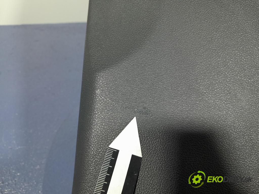 Bmw M5 2019 kryt Plast: Interiéry: 7384532