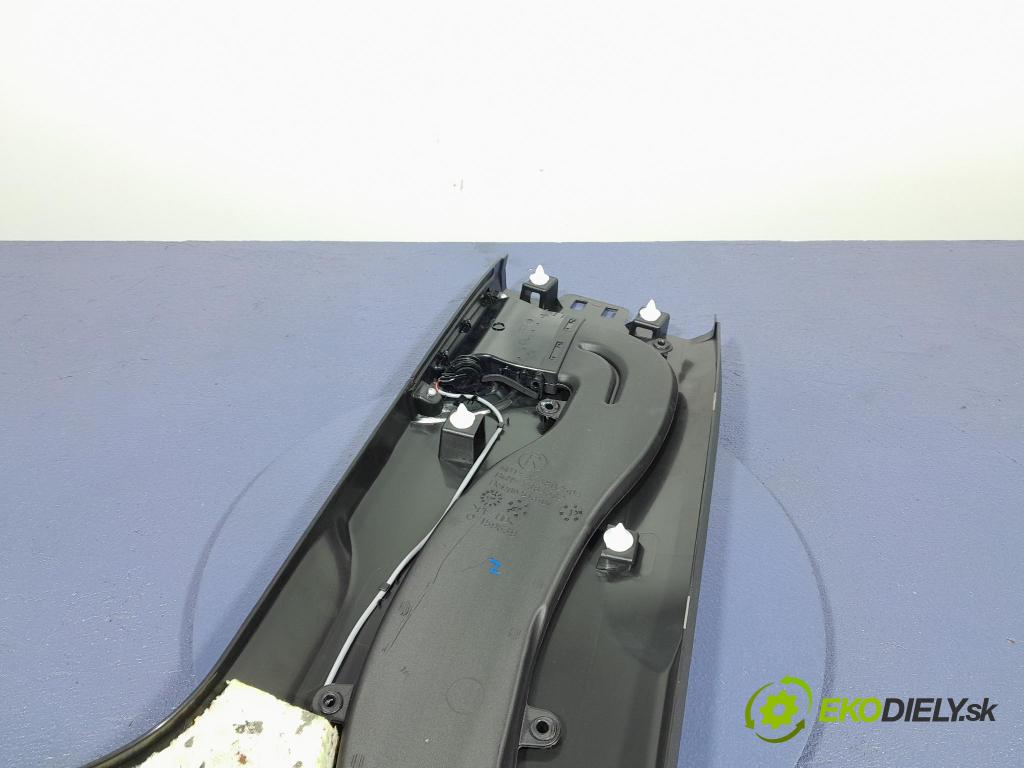 Bmw M5 2019 kryt Plast: Interiéry: 7384532