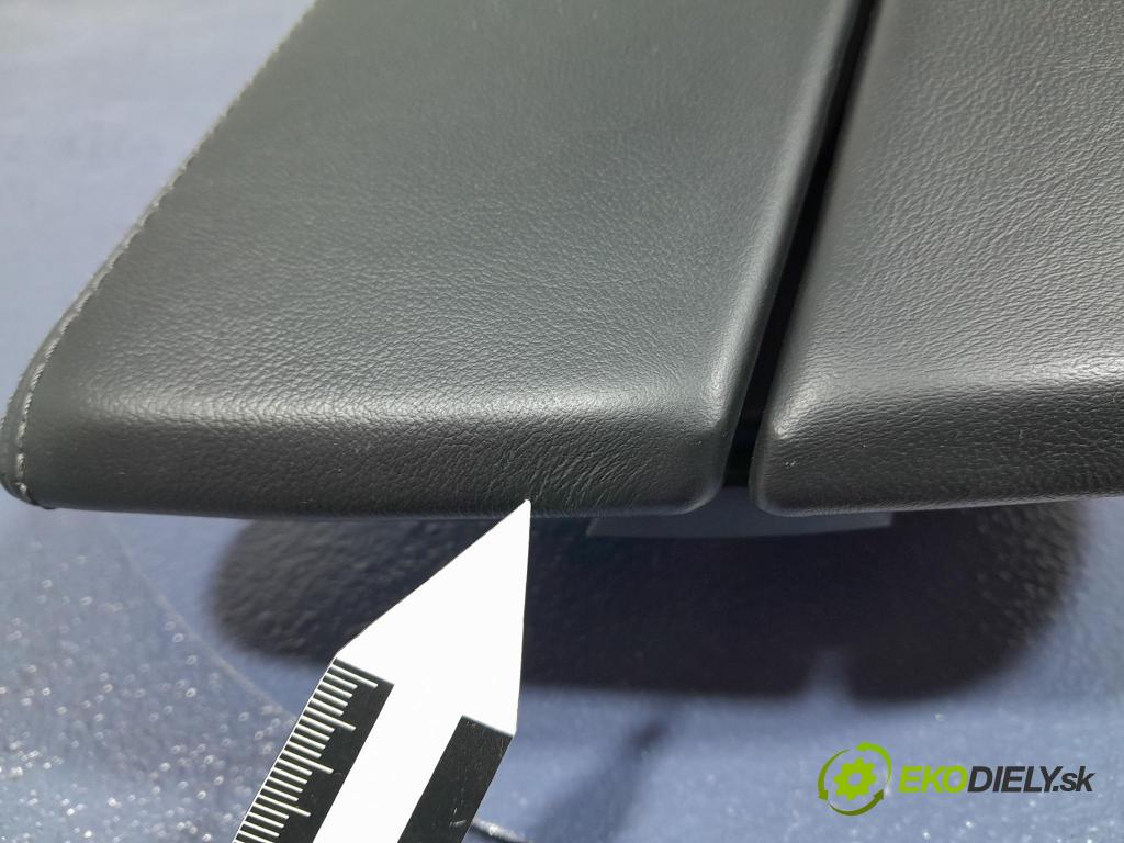 Bmw M5 2019 operadlo 9330670