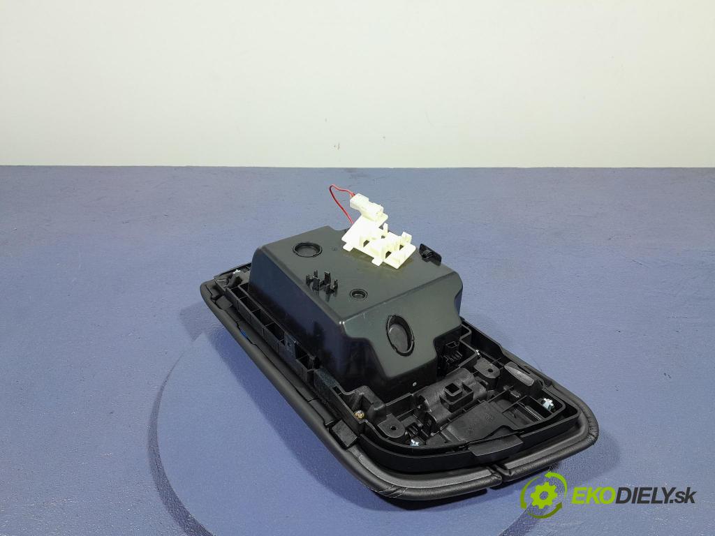 Bmw M5 2019 operadlo 9330670