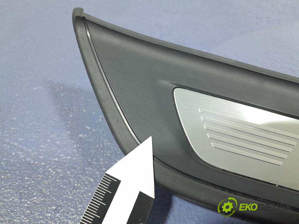 Bmw M5 2019 lišta Dekoratívne: Prah: 8061071