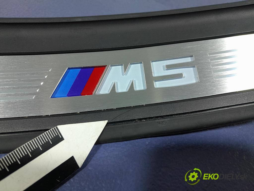 Bmw M5 2019 lišta Dekoratívne: Prah: 8061072