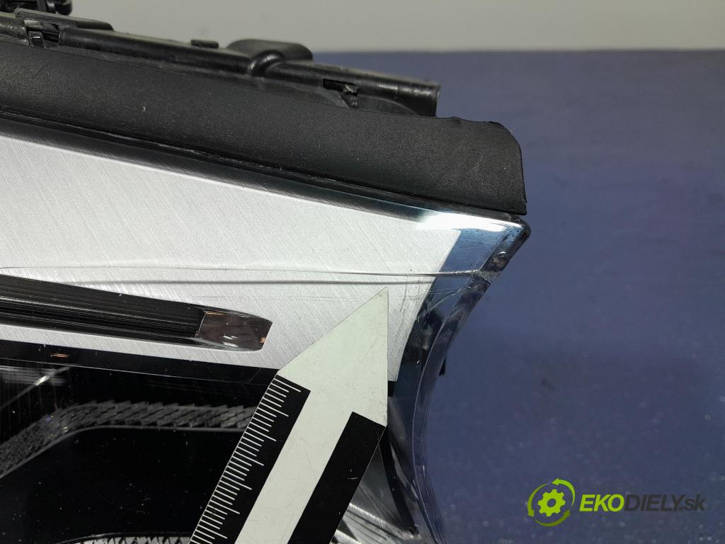 Bmw M5 2019 Reflektor: v pravo: 7214962