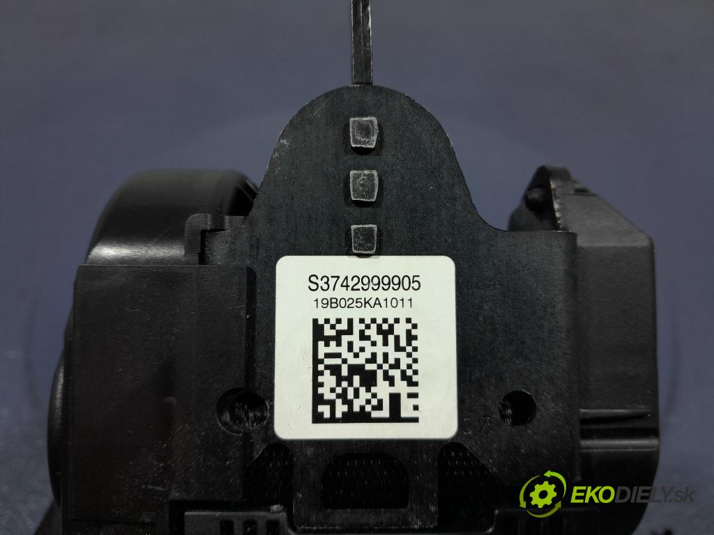 Bmw M5 2019 Pásy: Bezpečnosť: x 7429999