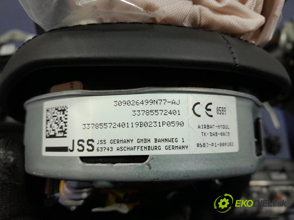 Bmw M5 2019 kokpit,pristrojová doska