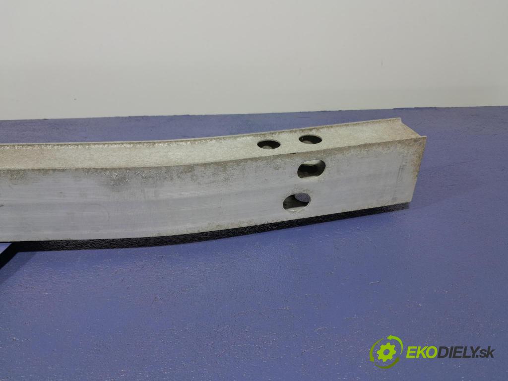 Toyota Prius 2007 výztuha narazník Zad: