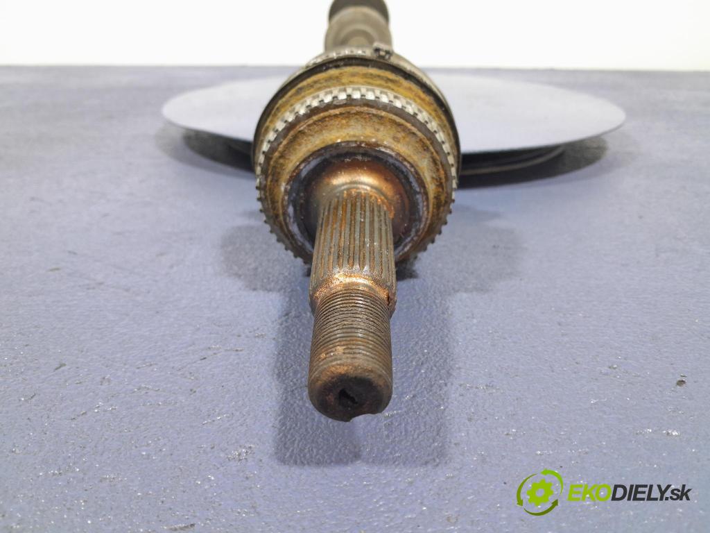 Toyota Prius 2007 poloos Prava: Predné