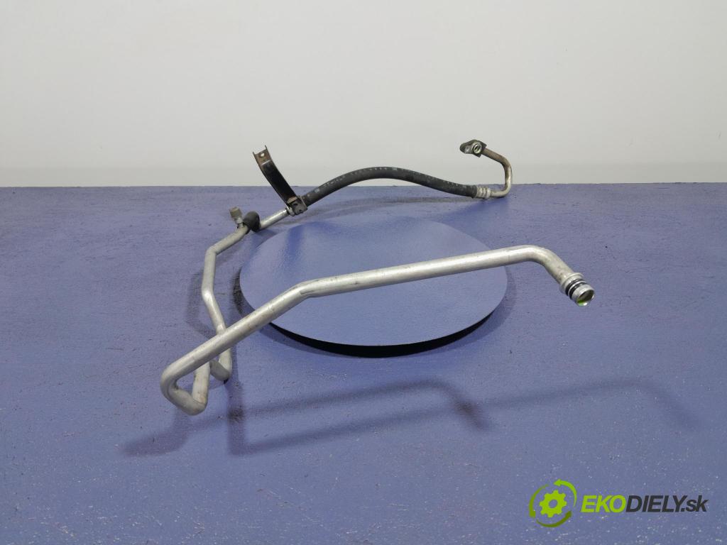 Toyota Prius 2007 trubka Klimatizace: 