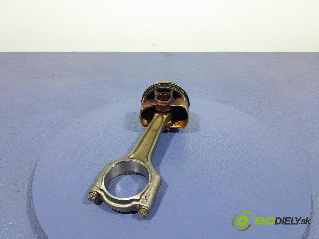 Bmw Seria 2 2021 píst