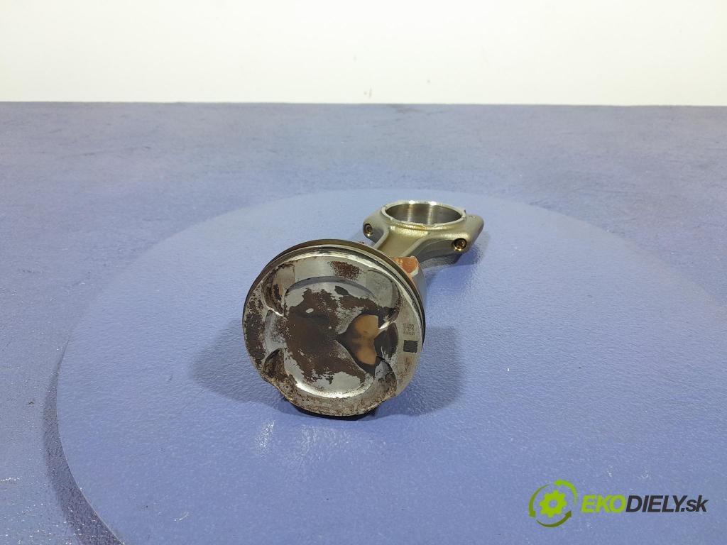 Bmw Seria 2 2021 piest