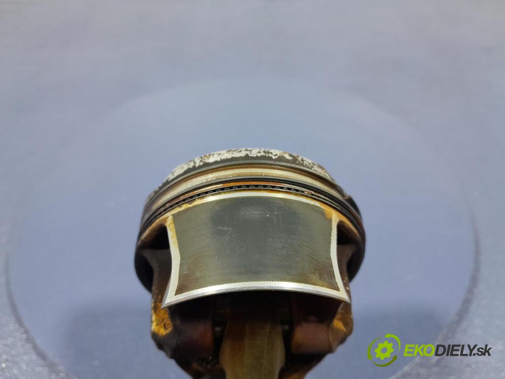 Bmw Seria 2 2021 piest