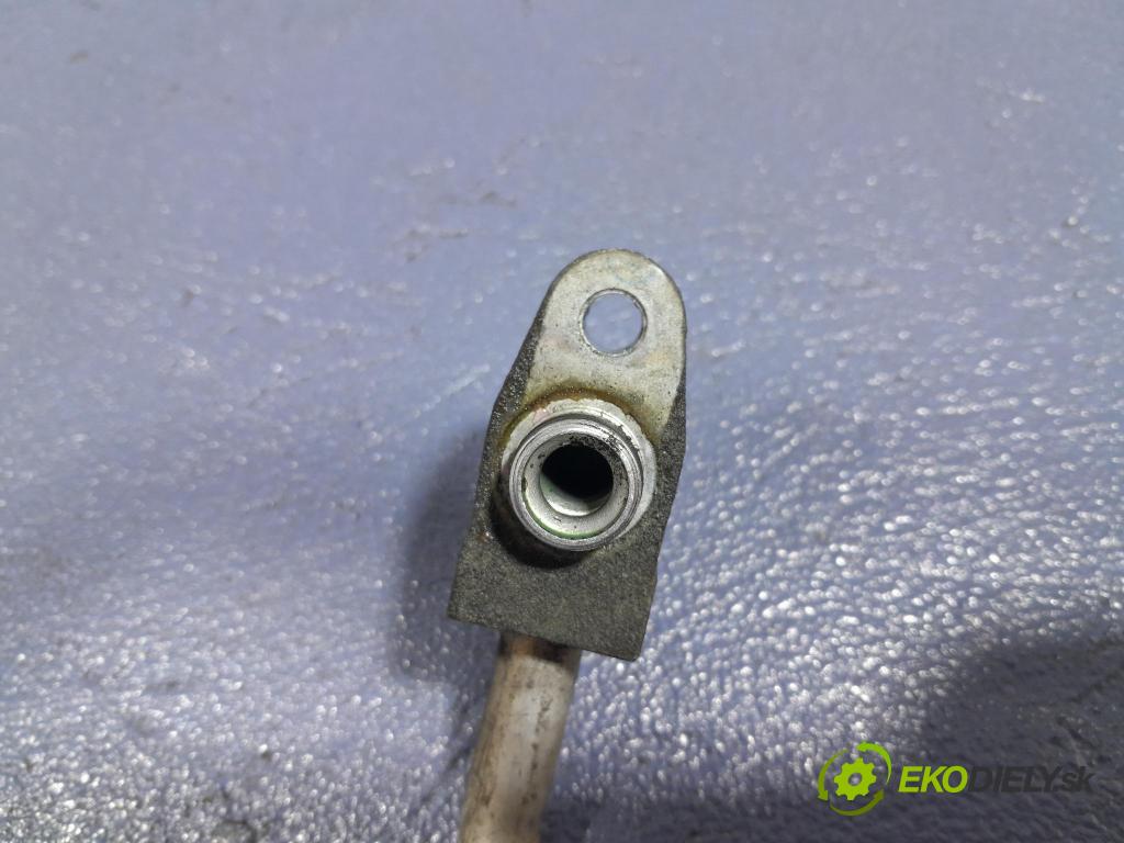 Toyota Prius 2007 trubka Klimatizace: 