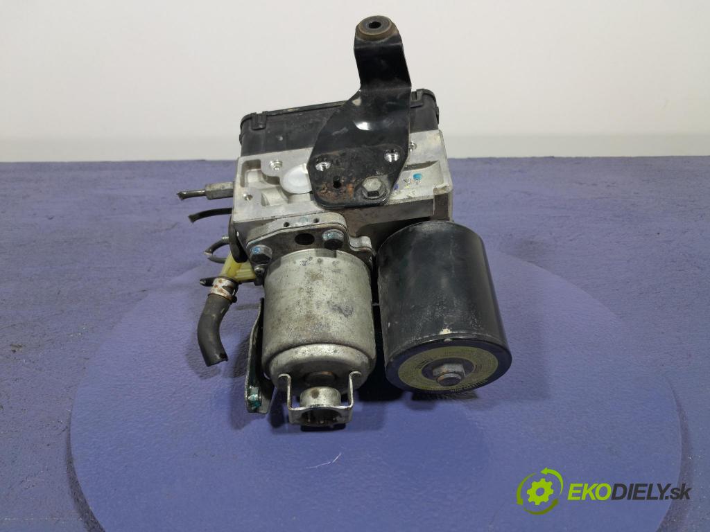 Toyota Prius 2007 čerpadlo ABS x 44510-47050