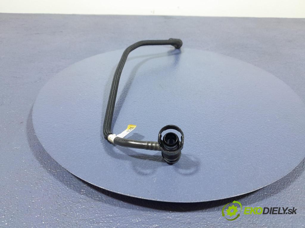 Bmw Seria 2 2021 rúrka Vzduch: 8637971