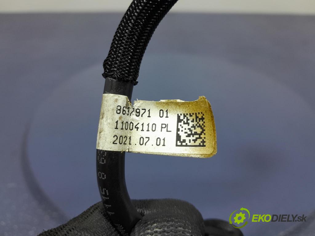 Bmw Seria 2 2021 trubka Vzduch: 8637971