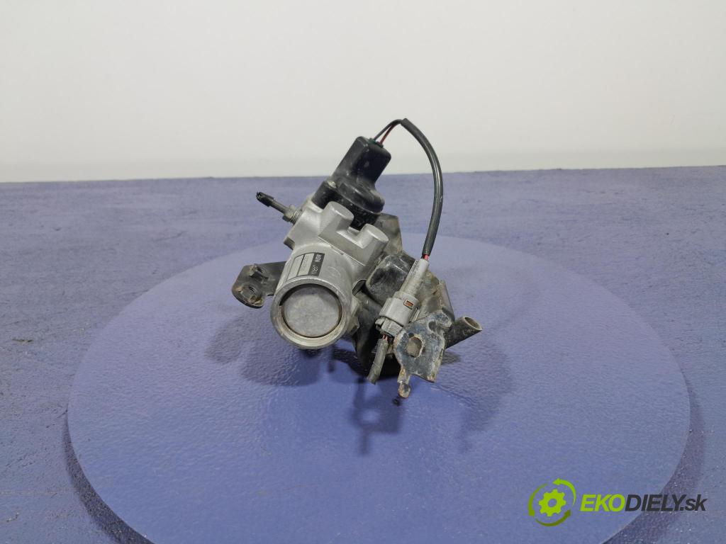 Toyota Prius 2007 čerpadlo Brzda: 47270-47010