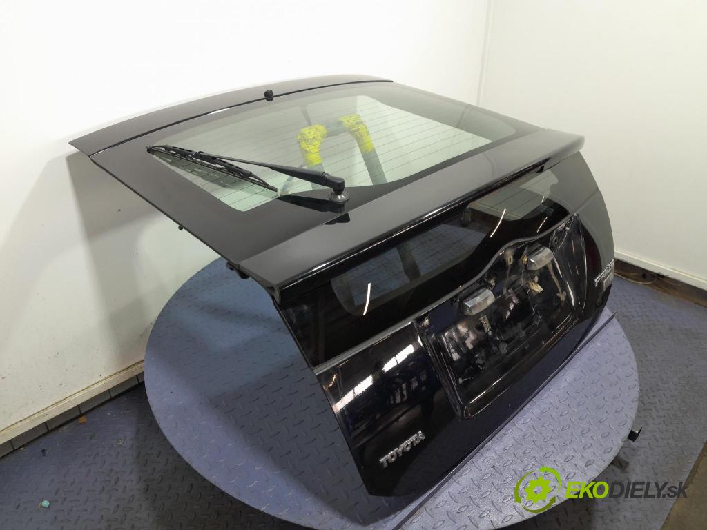 Toyota Prius 2007 zadní dveře kufra: kufr