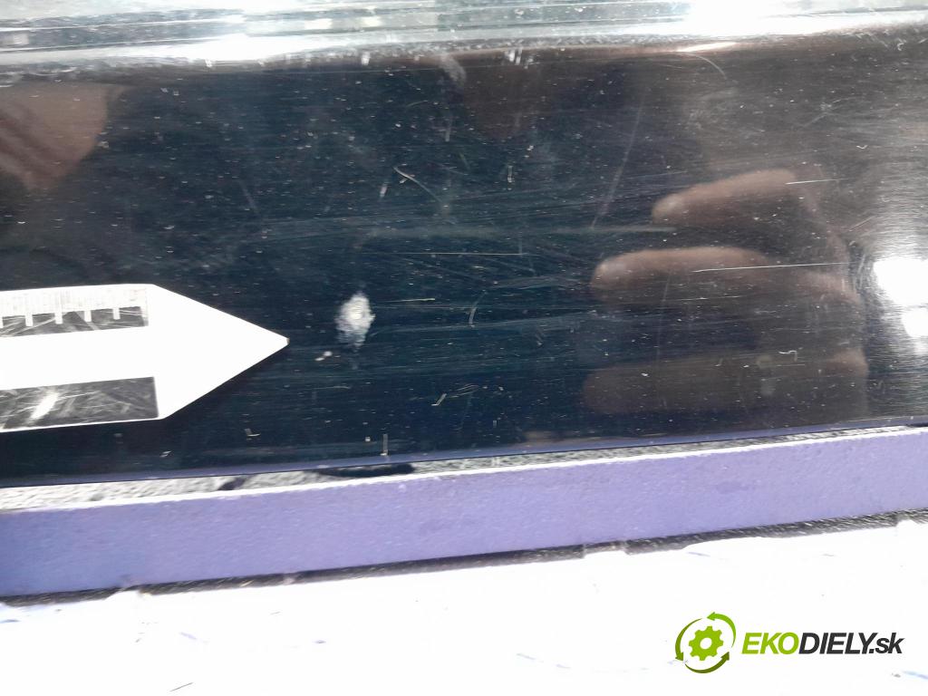 Toyota Prius 2007 zadní dveře kufra: kufr