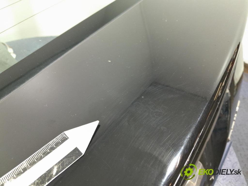 Toyota Prius 2007 zadní dveře kufra: kufr