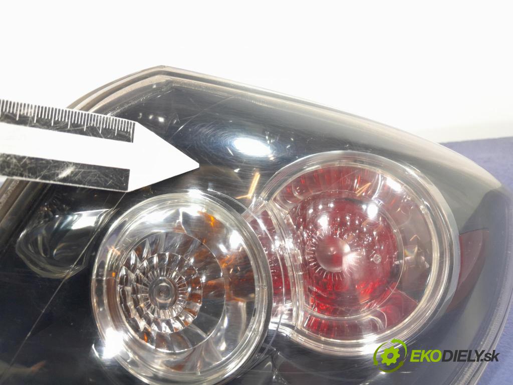 Mazda 3 2007 svetlo / reflektor zad Prava: Vonkajsia: