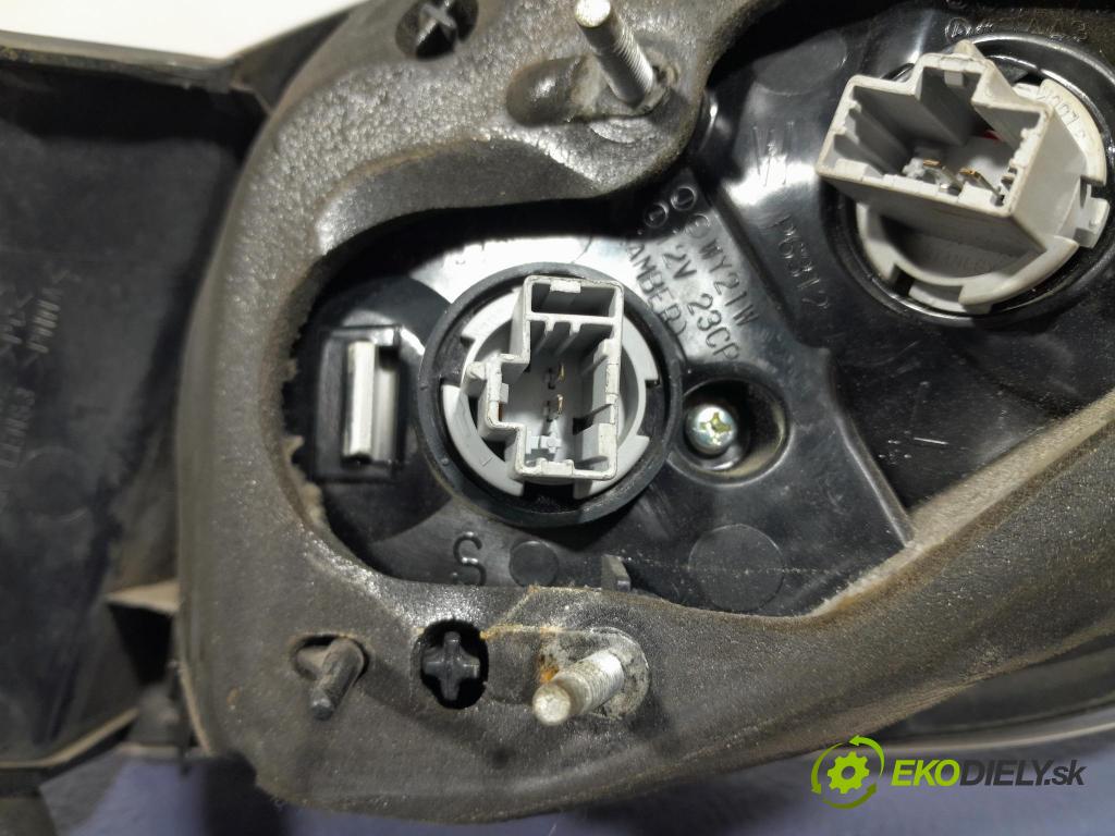 Mazda 3 2007 svetlo / reflektor zad ľavá Vonkajsia: