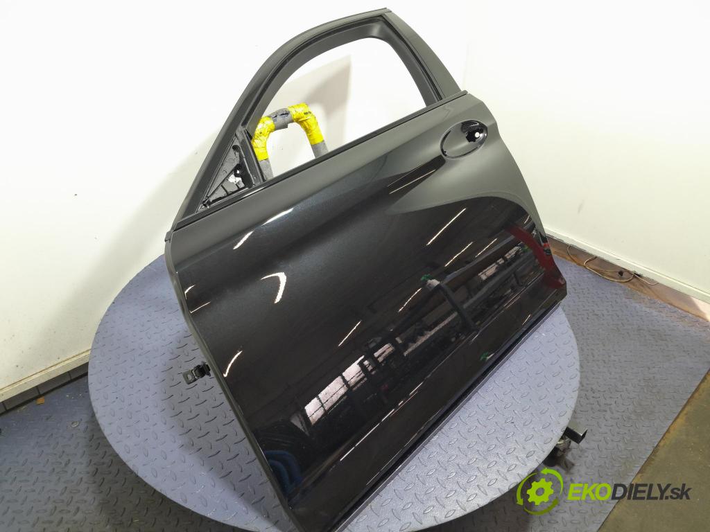 Bmw M5 2019 dvere Predné Vľavo: