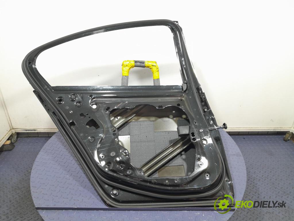 Bmw M5 2019 dveře Zad: Vlevo, odjet: 