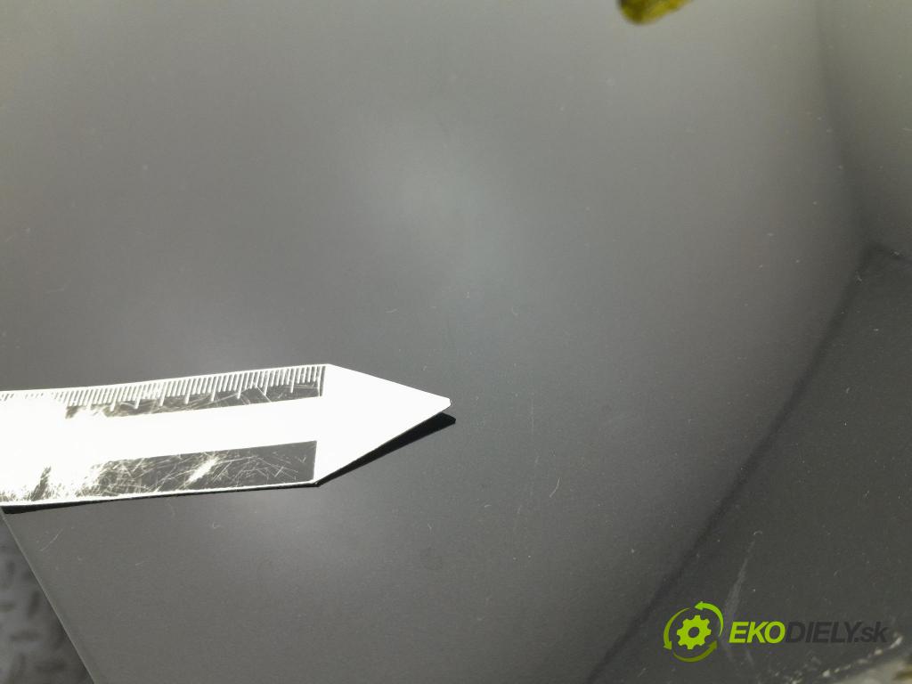 Bmw M5 2019 zadna dveře kufra: kufra: