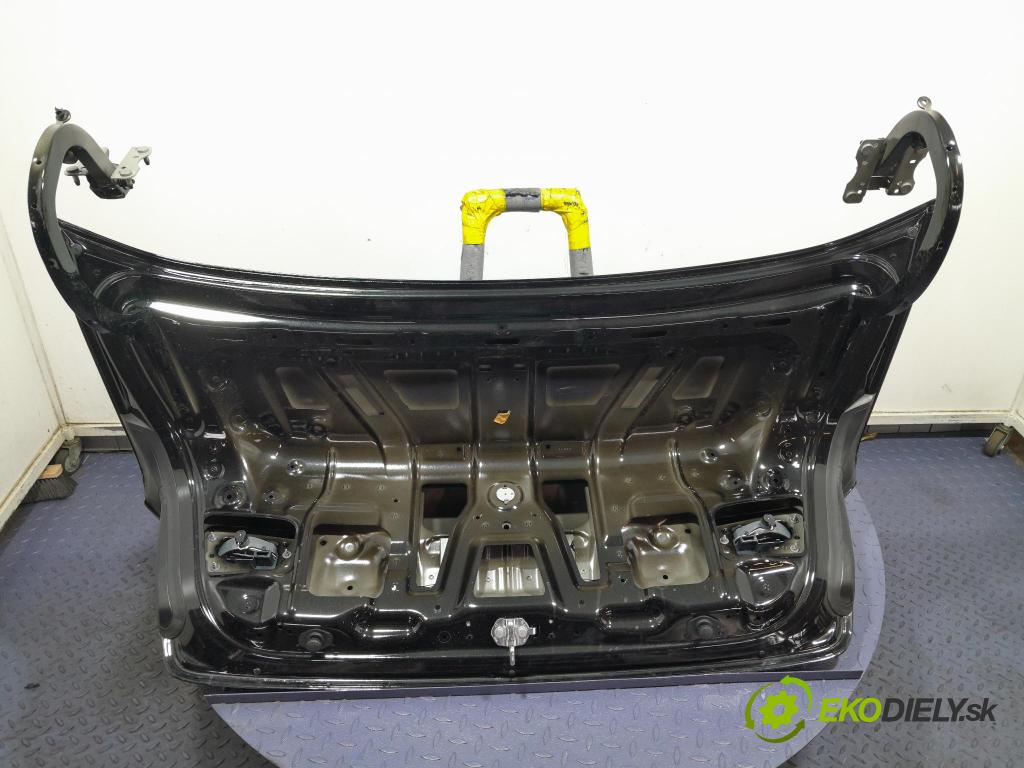 Bmw M5 2019 zadna dveře kufra: kufra: