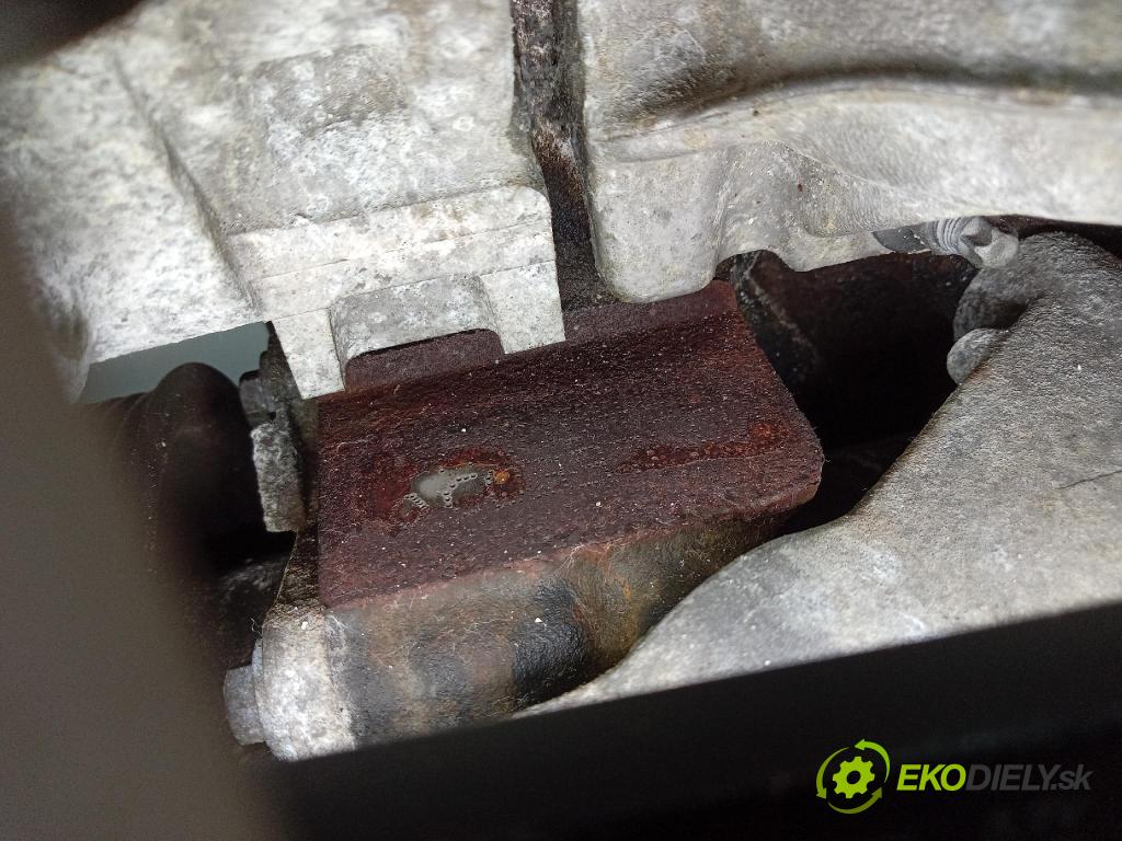 Opel Vivaro 2015 motor Diesel: R9M450