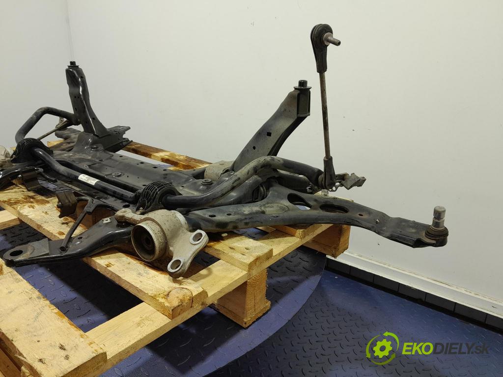 Bmw Seria 2 2021 Výstuha