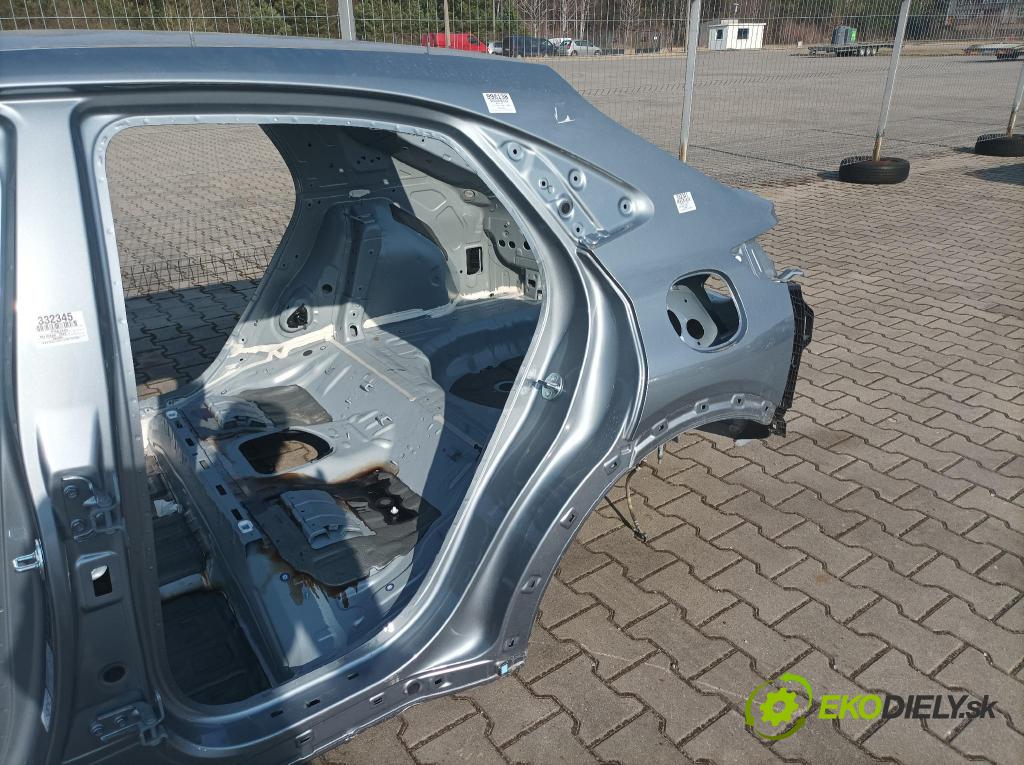 Kia Xceed 0 blatník zad Vľavo:
