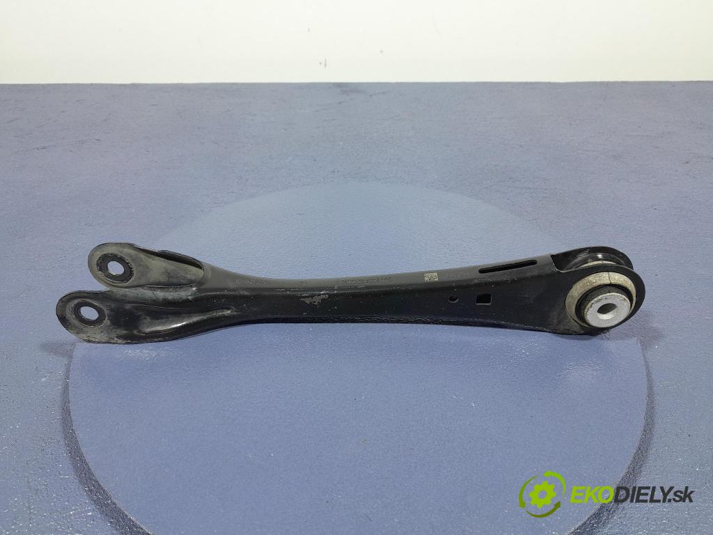 Bmw M5 2019 zad v pravo: 6893528