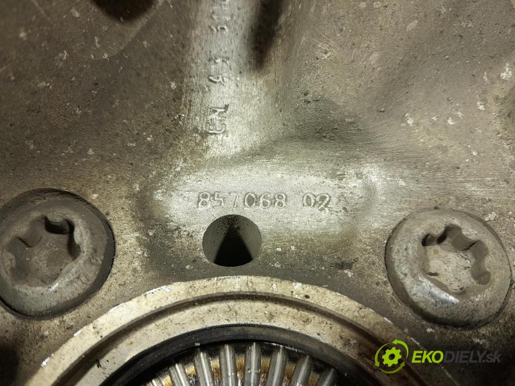 Bmw M5 2019 náboj Práva: 7857068