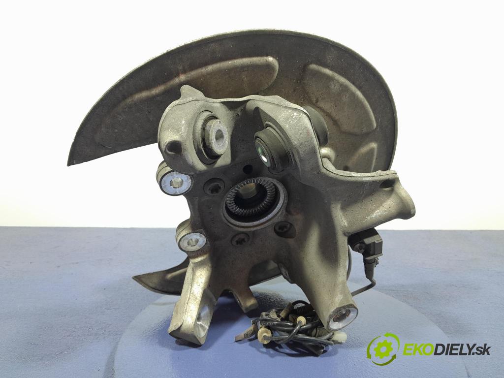 Bmw M5 2019 náboj ľavá 7857067