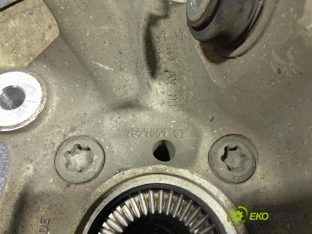 Bmw M5 2019 náboj levá 7857067