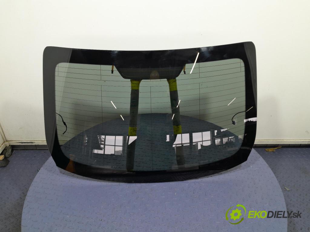 Bmw Seria 2 2021 sklo zadna
