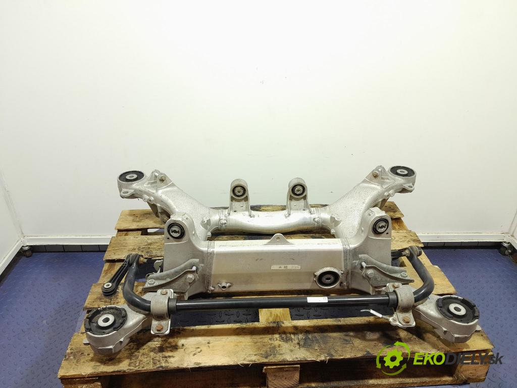 Bmw M5 2019 výstuha Pozastavenia: zad 7857057