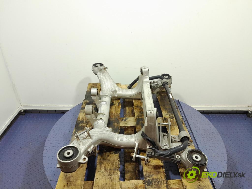 Bmw M5 2019 výstuha Pozastavenia: zad 7857057