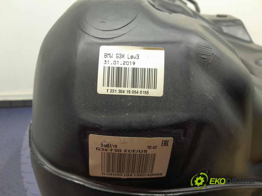 Bmw M5 2019 Nádrž: Paliva: 8090708